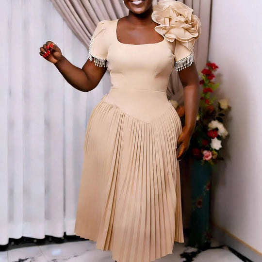 Damen Elegantes Plisseekleid mit voluminösen Rüschen R&B