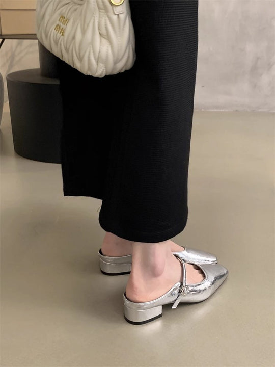 Damen elegante Slip-On Pantoletten mit verstellbarem Riemchen und komfortablem Fußbett R&B