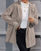 Damen lässige Fleecejacke mit strukturiertem Design und Kapuze