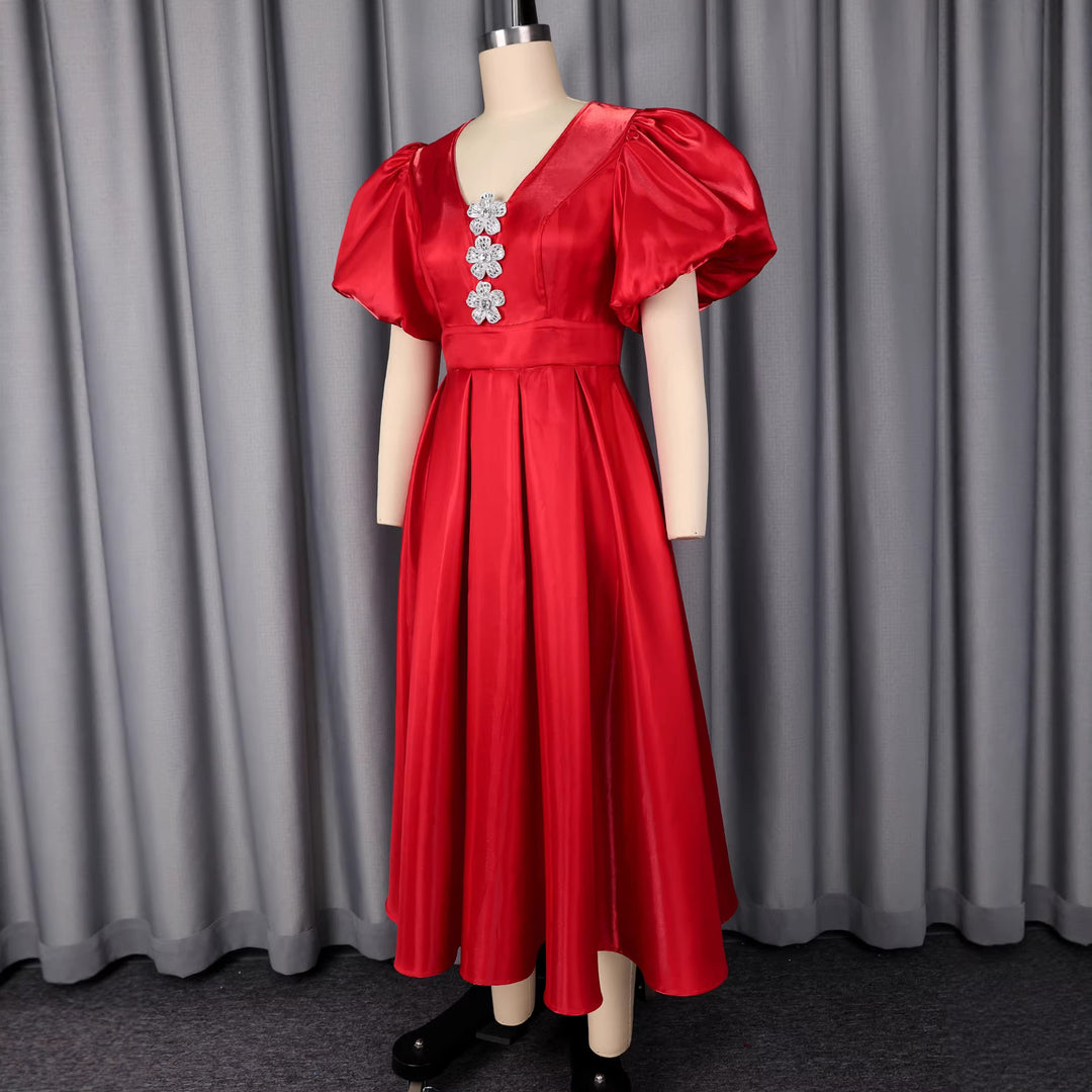 Damen Extravagantes Abendkleid mit voluminösen Puffärmeln und funkelnden Applikationen R&B