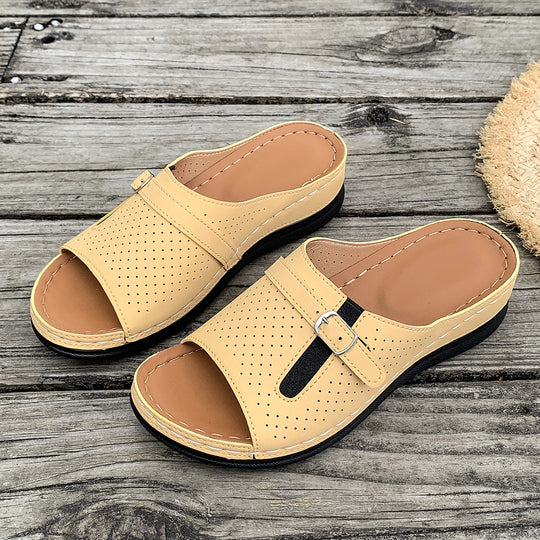 Damen Bequeme Fußbett-Sandalen mit verstellbarem Riemen R&B