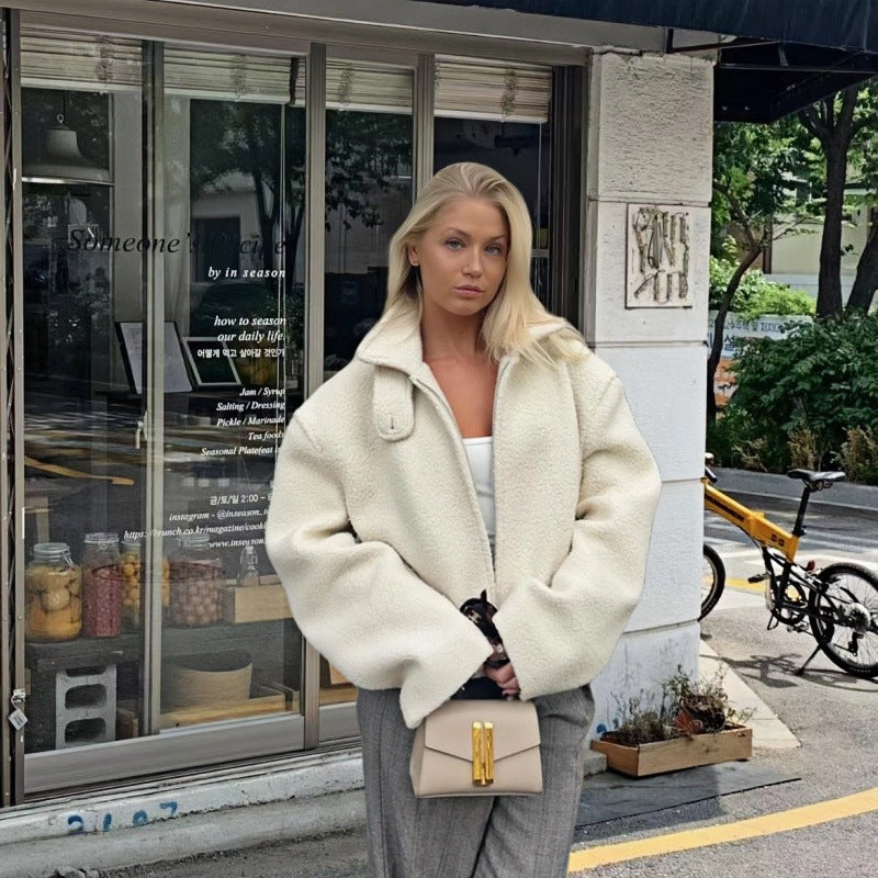 Damen kuschelige und stylische Kurzjacke R&B