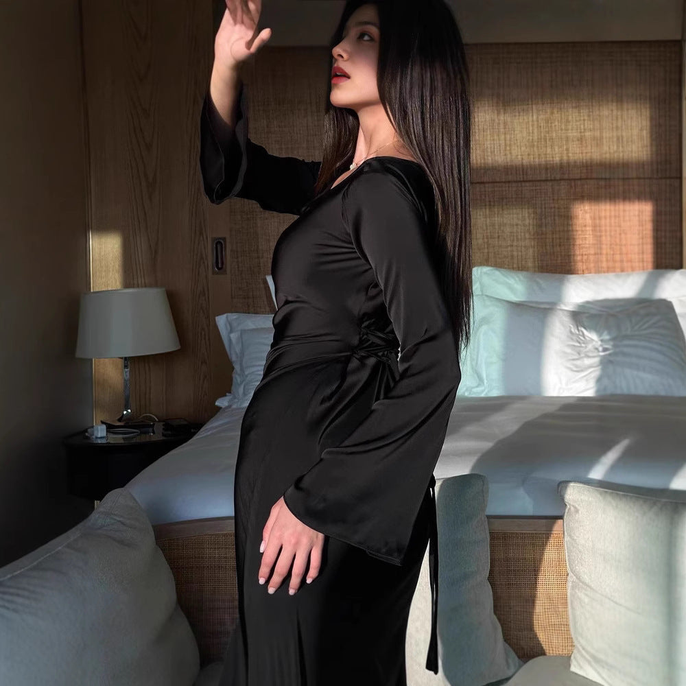 Damen Elegantes Maxikleid mit großzügigen Volantärmeln und tailliertem Schnitt R&B