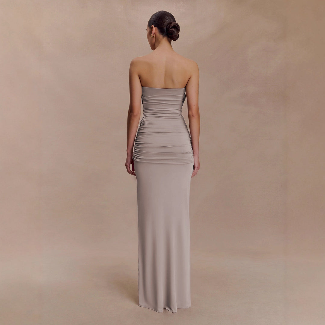Damen Elegantes Minimalistisches Abendkleid mit Raffungen R&B