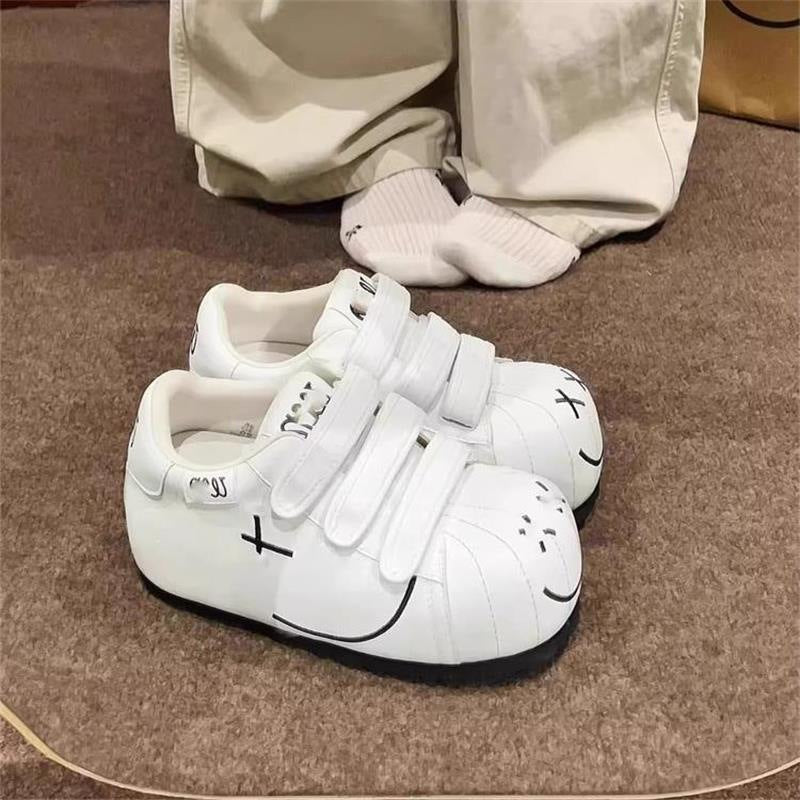 Damen bequeme Clogs mit praktischem Klettverschluss und einzigartigem Design R&B