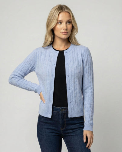 Damen kurzes Zopfmuster-Cardigan mit Rundhalsausschnitt und minimalistischer Knopfleiste R&B