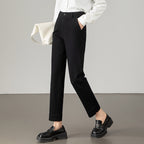 Damen Weite Jeans mit hohen Taschen und modernen Nähten