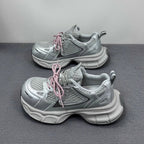 Damen Sportliche Sneakers mit atmungsaktiver Mesh-Oberfläche von