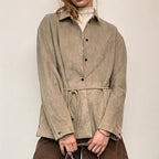 Damen Suede Jacke mit Taillengürtel und feinen Knopfdetails R&B