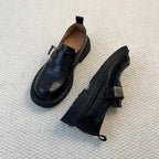 Damen Modische Slip-On Schuhe mit komfortabler Gummisohle und eleganter Schnallenapplikation