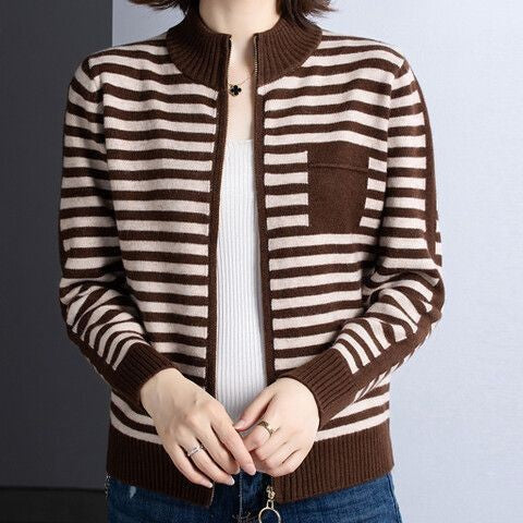Damen Strickjacke mit Stehkragen und Reißverschluss R&B