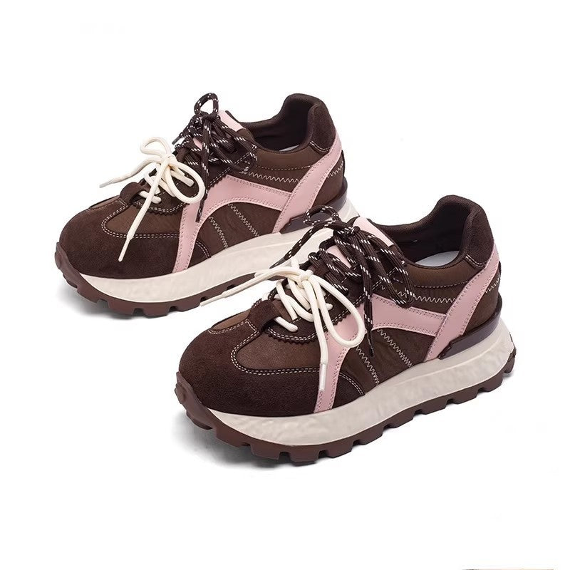 Damen Sportliche Sneakers mit hochelastischer Sohle und modischen Akzenten R&B