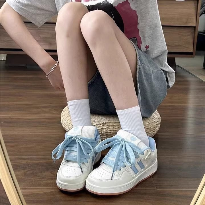 Damen Sportliche Sneakers mit modischen Satinbändern
