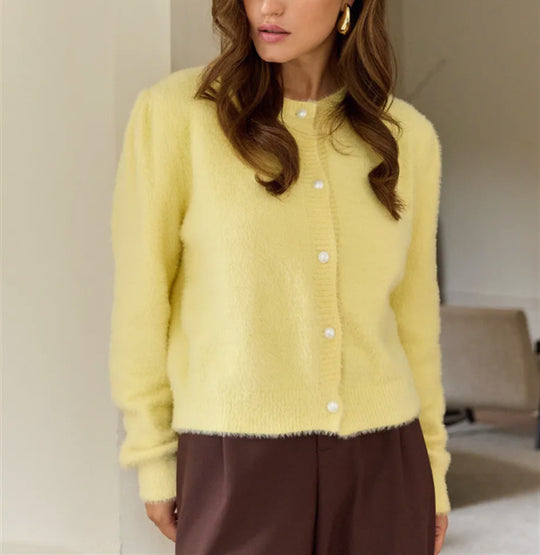 Damen Flauschiger Cardigan mit dekorativen Knöpfen und eleganter Passform R&B