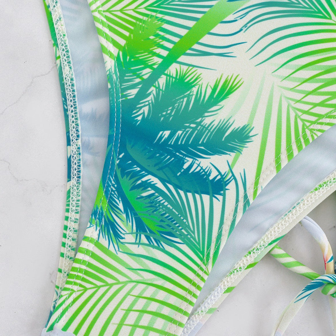Damen Bikini-Set mit elegantem Wickelrock und tropischem Design R&B