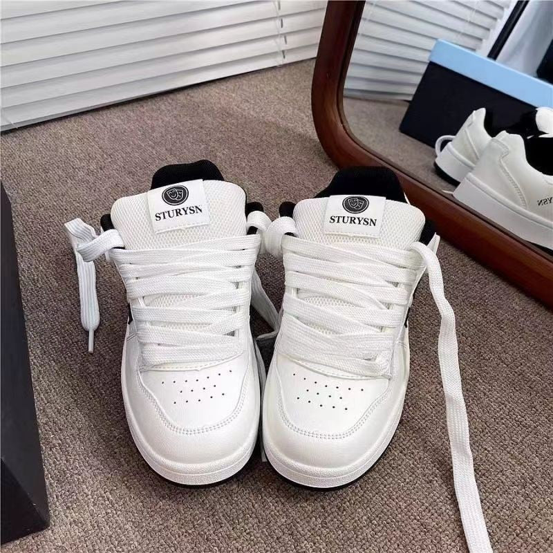 Damen Sportliche Sneakers im retro-inspirierten Design mit dämpfender Sohle R&B