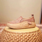 Damen Atmungsaktive Slip-On Sneakers mit modischem Lochdesign