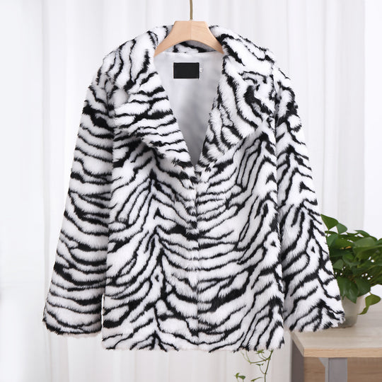 Damen Eleganter Kunstfellmantel im Tigerprint-Design R&B