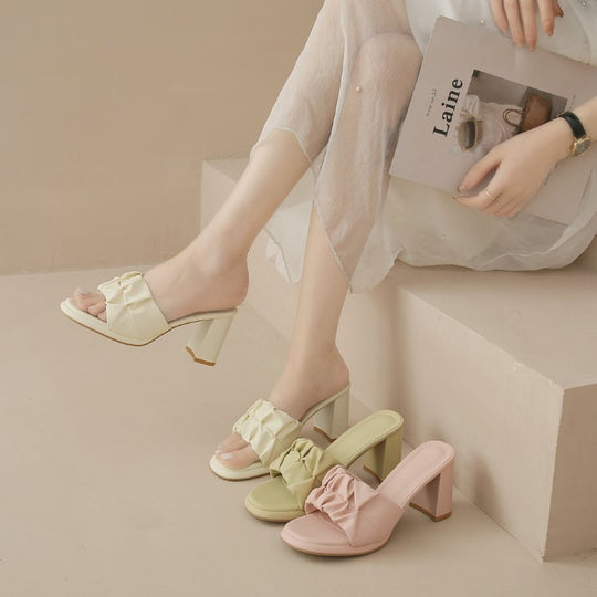 Damen elegante Blockabsatz-Sandalen mit modischem Rüschendesign R&B
