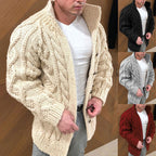Herren Grobstrickjacke mit klassischem Stehkragen und Knopfverschluss