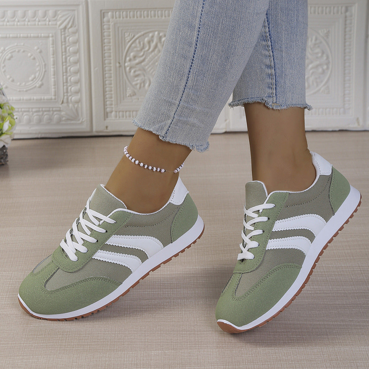 Damen Sportliche Freizeitsneaker mit praktischem Schnürverschluss R&B