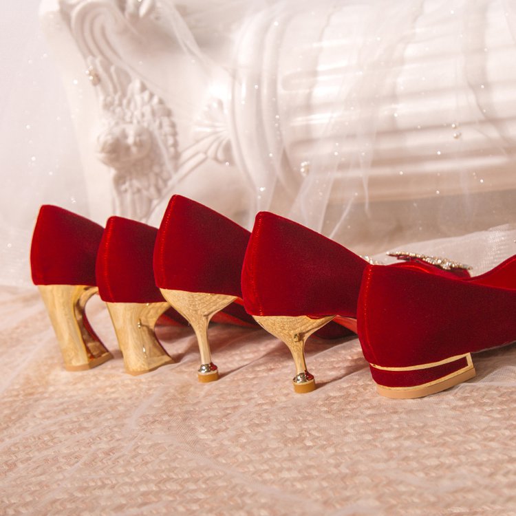 Damen elegante Pumps mit glitzerndem Strassakzent und moderner Fessel R&B