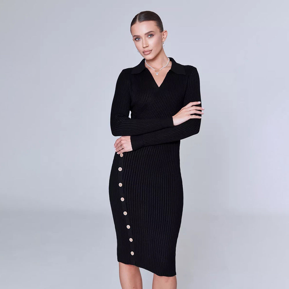 Damen Strickkleid mit elegantem Kragen und Knopfdetail R&B