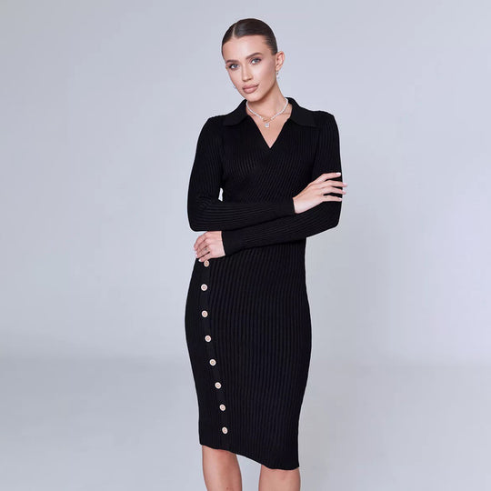 Damen Strickkleid mit elegantem Kragen und Knopfdetail R&B