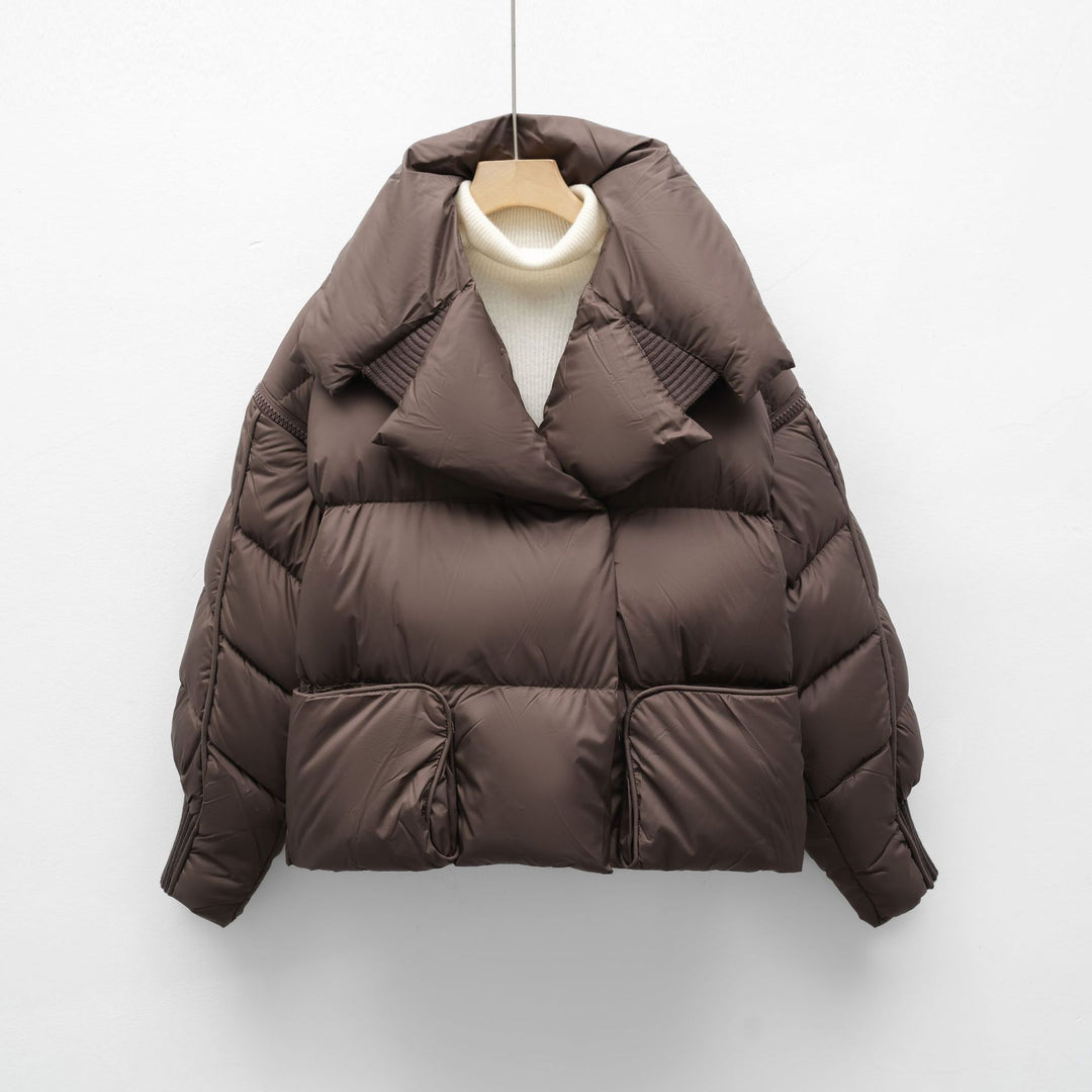 Damen modische verkürzte Steppjacke mit hoch geschlossenem Kragen und praktischen Taschen R&B