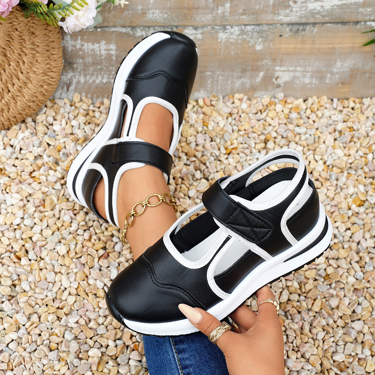 Damen Sportliche Sneaker mit verstellbaren Riemen und dämpfender Sohle R&B