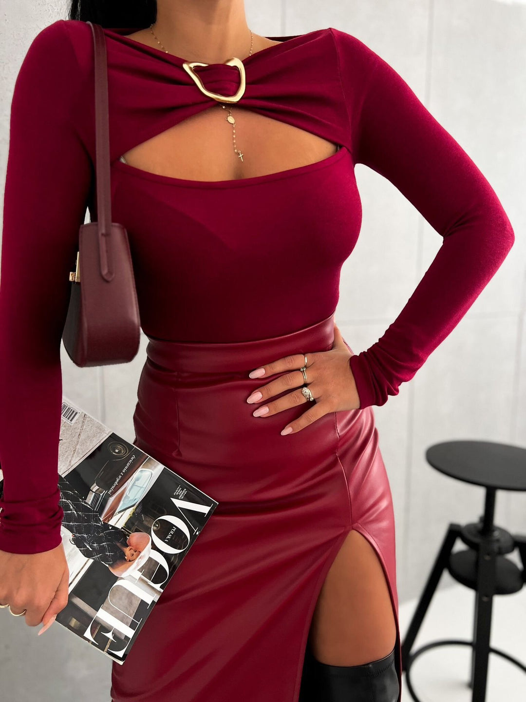 Damen Elegantes Oberteil mit dekorativem Ausschnitt R&B