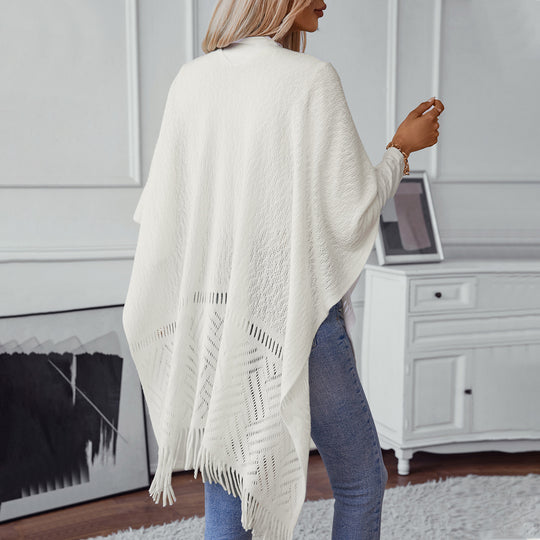 Damen eleganter Strickponcho mit fransigen Details und markantem Muster R&B