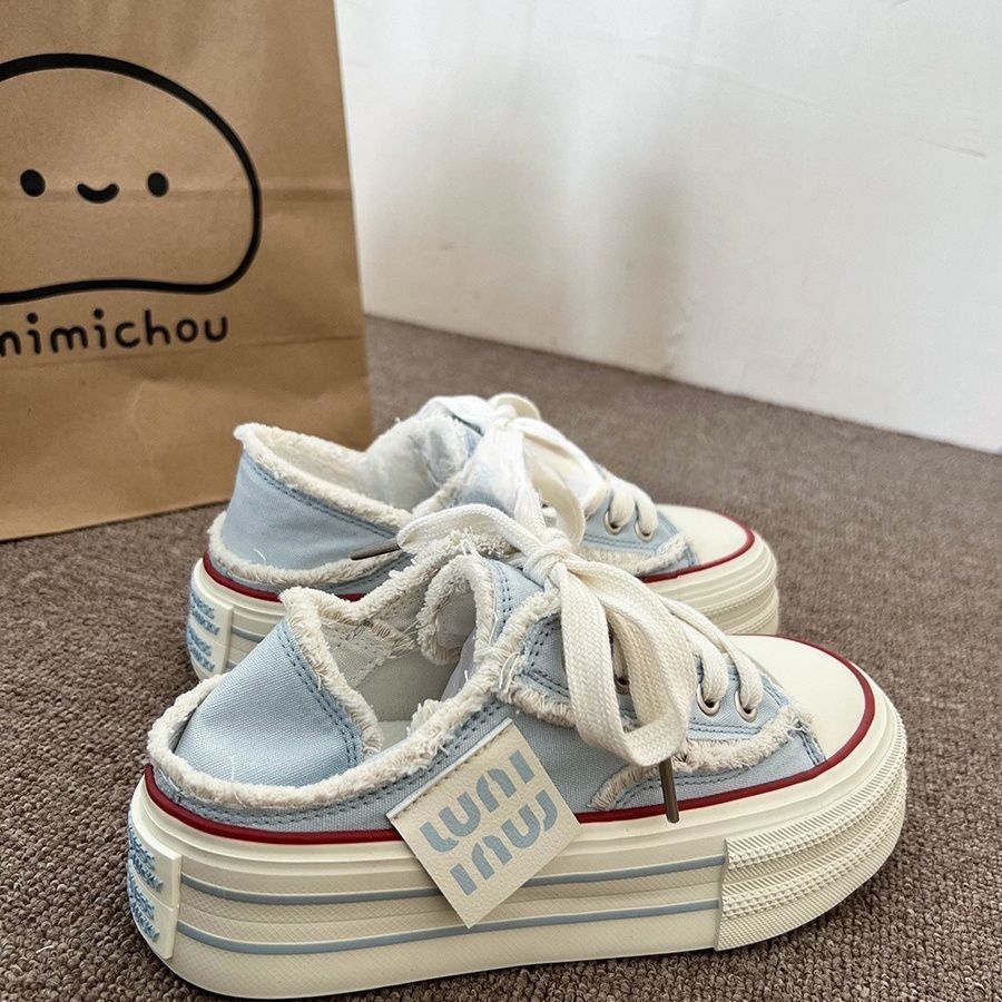 Damen Sneaker mit flauschiger Oberflächenstruktur und trendiger Blocksohle R&B