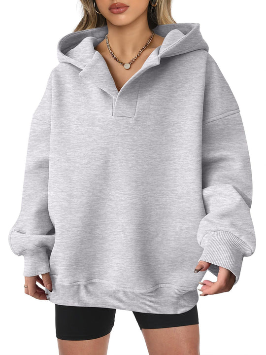 Damen Oversized Hoodie mit kurzem Kragen und praktischen Seitentaschen R&B