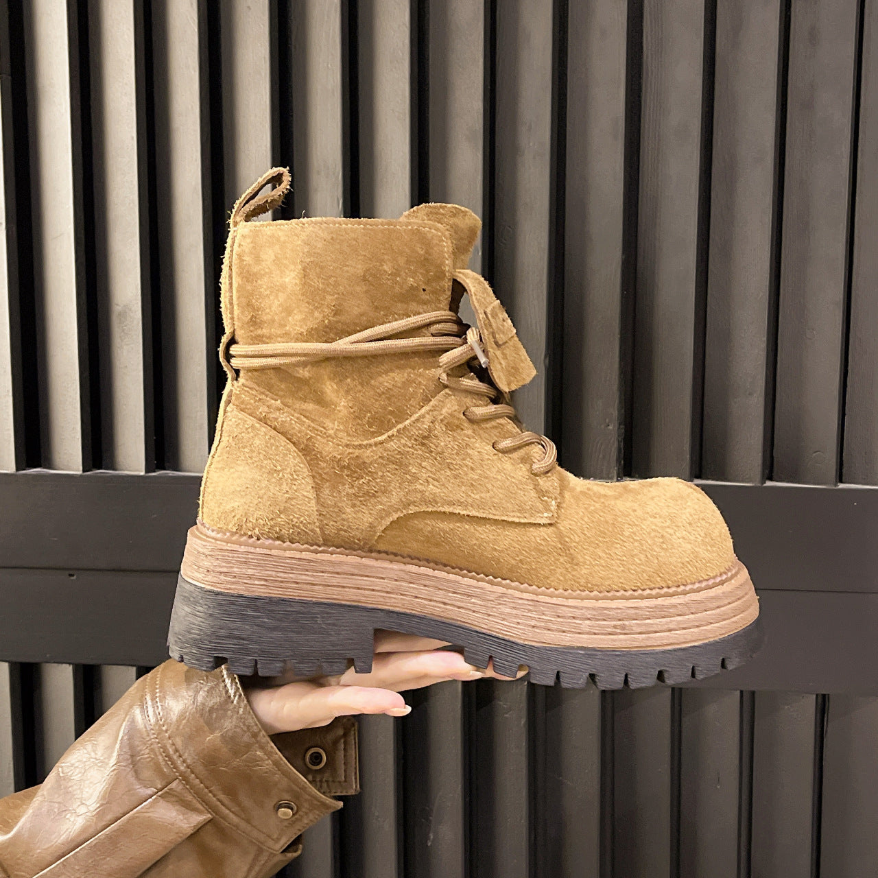Damen robuste Winterboots mit authentischem Wildleder und stabiler Gummisohle R&B