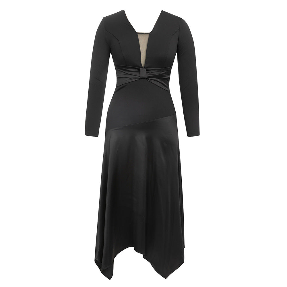 Damen Elegantes Maxikleid mit raffinierten transparenten Einsätzen und asymmetrischem Saum R&B
