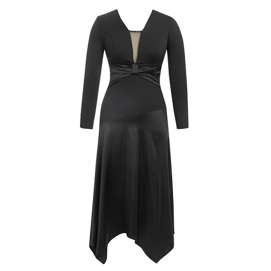 Damen Elegantes Maxikleid mit raffinierten transparenten Einsätzen und asymmetrischem Saum R&B