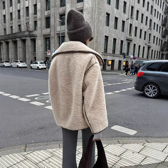 Damen oversized Teddyjacke R&B