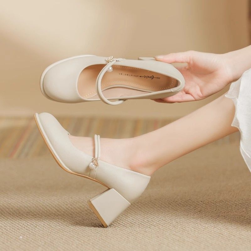 Damen elegante Mary Jane Schuhe mit Blockabsatz und Perlenakzent R&B