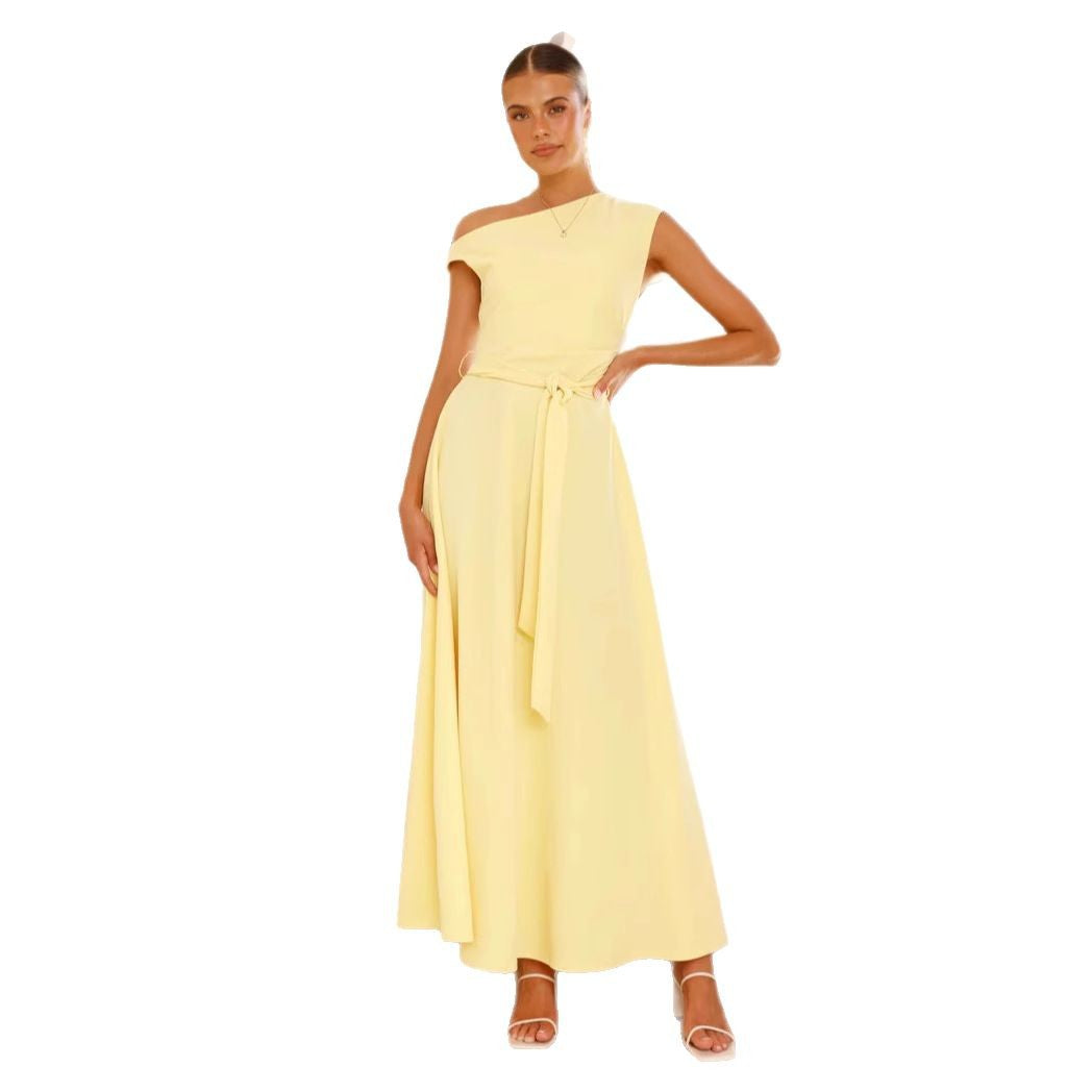 Damen Maxikleid mit schickem asymmetrischen Ausschnitt und eleganter Schleife R&B