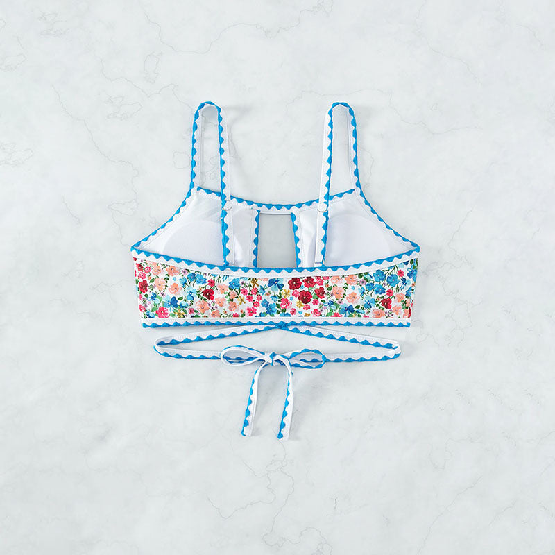 Damen Crop-Top Bikinioberteil mit floralem Design und verspielten BindR&Bändern R&B