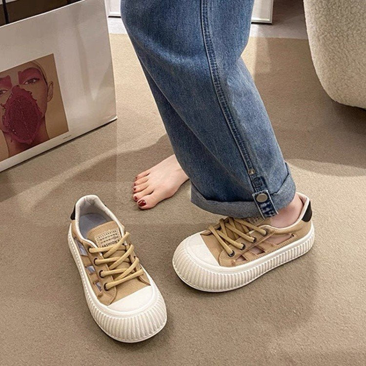 Damen Sneaker mit atmungsaktiver Oberflächenstruktur und rutschfester Gummisohle R&B