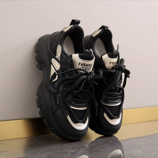 Damen Chunky Sneakers im sportlichen Design mit atmungsaktiven Mesh-Einsätzen R&B