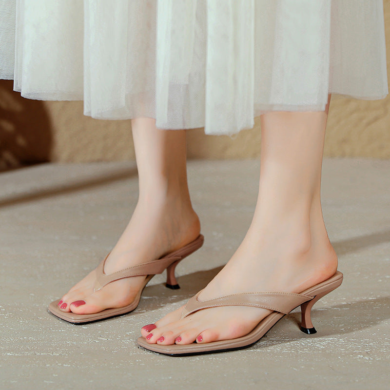 Damen Stilvolle Flip-Flops mit elegantem Riemendesign