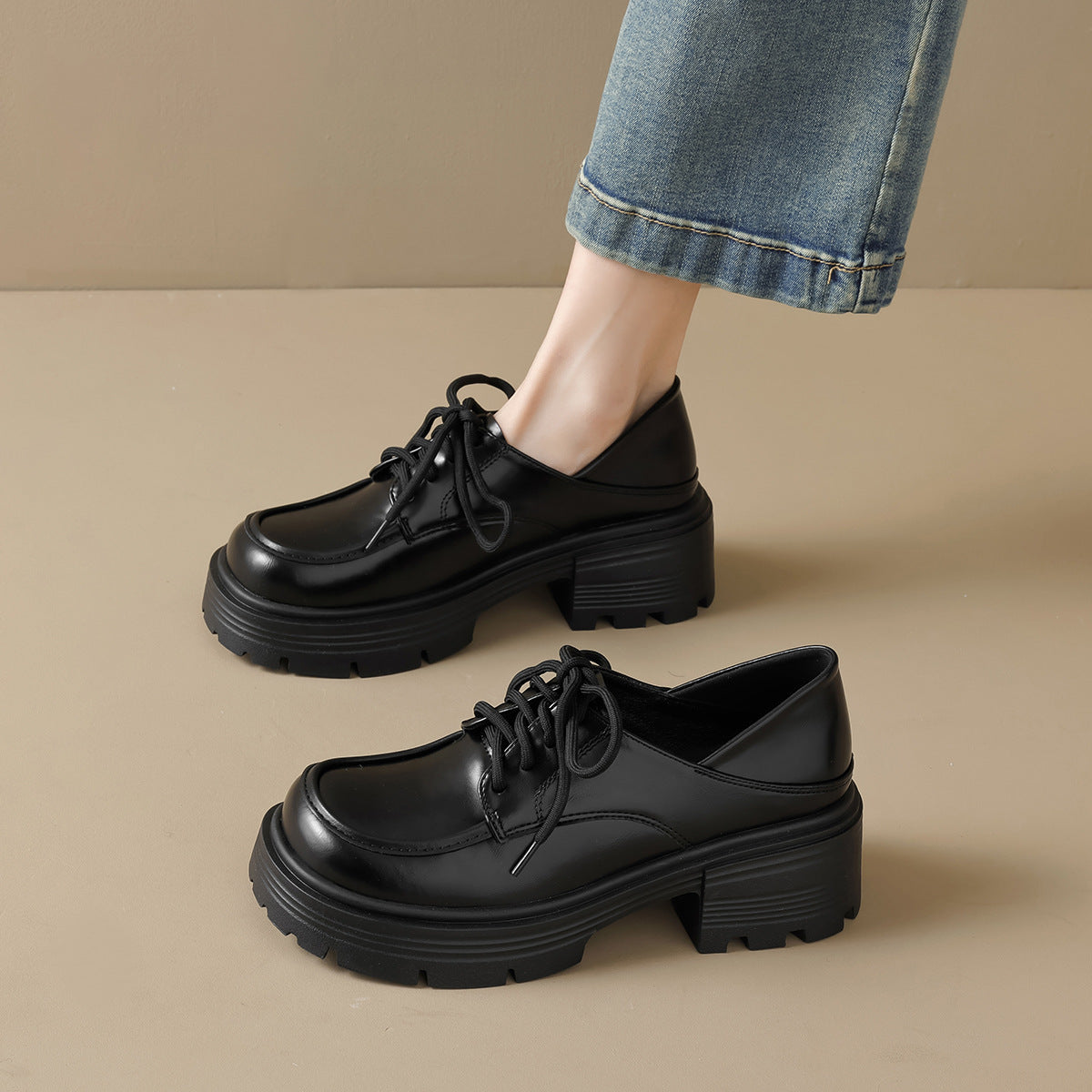 Damen elegante Schnürschuhe mit robustem Plateau
