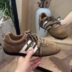 Damen Sportliche Sneakers aus hochwertigem Wildleder mit atmungsaktiver Sohle