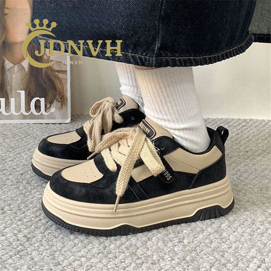Damen modische Sneakers mit verstärktem Plateau und einzigartiger Schnürung R&B
