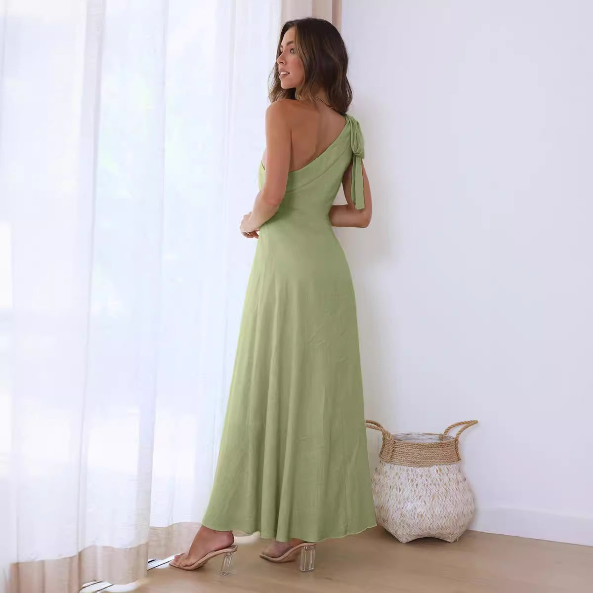 Damen Maxikleid mit asymmetrischem Ausschnitt und eleganter Schulterpartie R&B