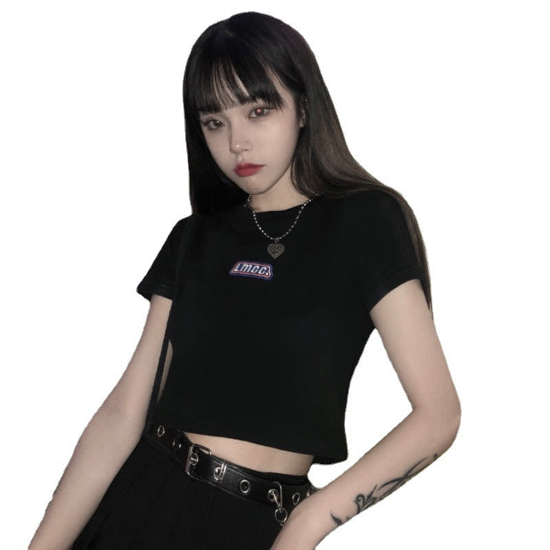 Damen Cropped T-Shirt mit kreativem Logo-Design und figurbetontem Schnitt