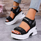 Damen Sportliche Keilsandalen mit verstellbarem Riemendesign R&B